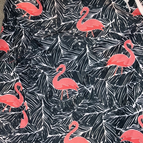 🔹4 for $30 Boys Surf Zone Flamingo Trunks, XL - Picture 2 of 7